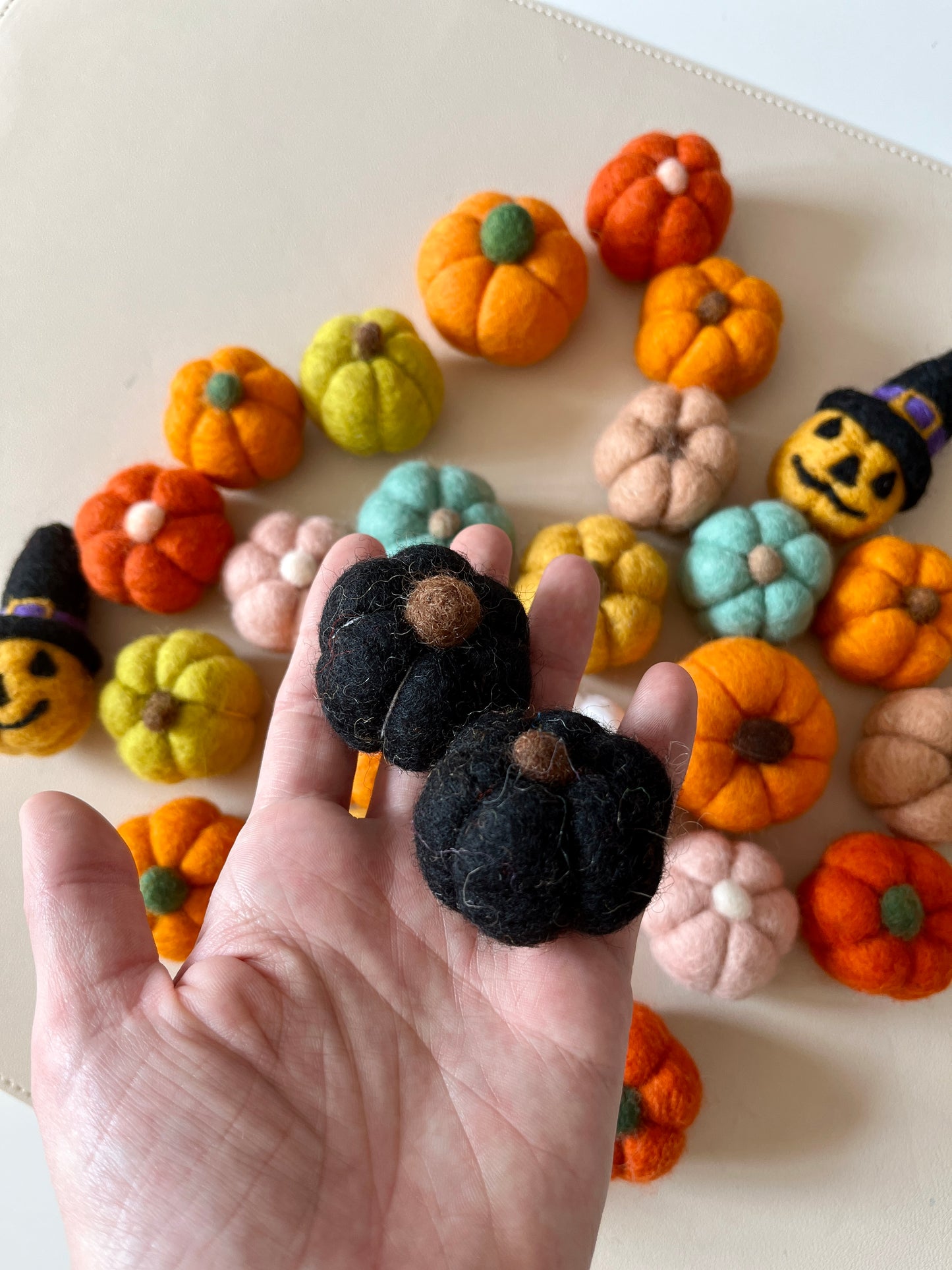 One Felt Pumpkin