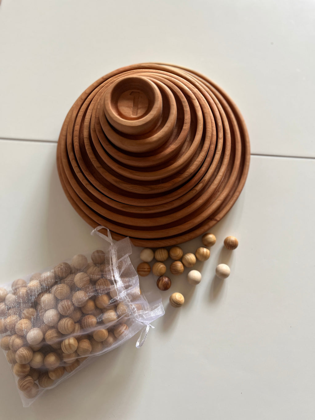 Nesting 1-10 Round Plates/Circle Sensory Trays
